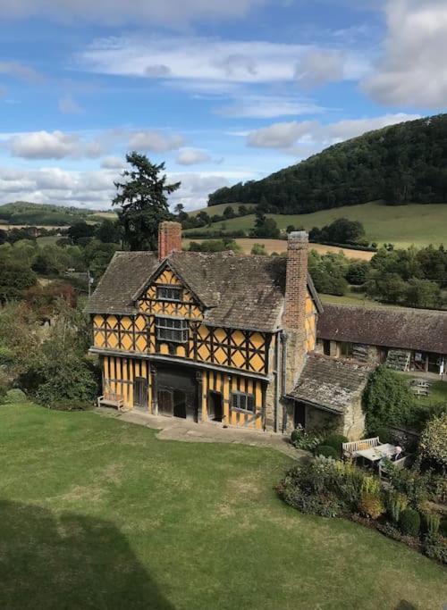 Holiday home Lavender Cottage, 3 School Road, Clun, Shropshire