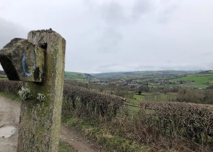 Lavender Cottage, 3 School Road, Clun, Shropshire